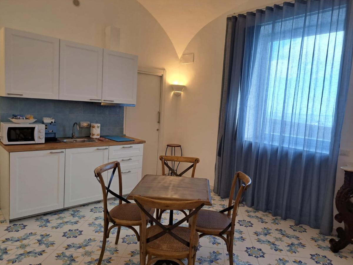 Tre Re Via Marina Grande,264 Appartamento *